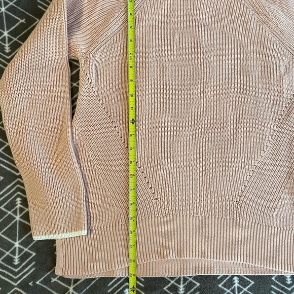 GAP Sweater - Picture 3 of 5